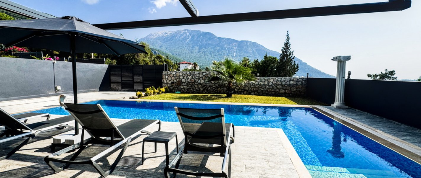 Oludeniz Ovacık’ta Özel Havuzlu Modern ve Lüks 5 Yatak Odalı Müstakil Villa